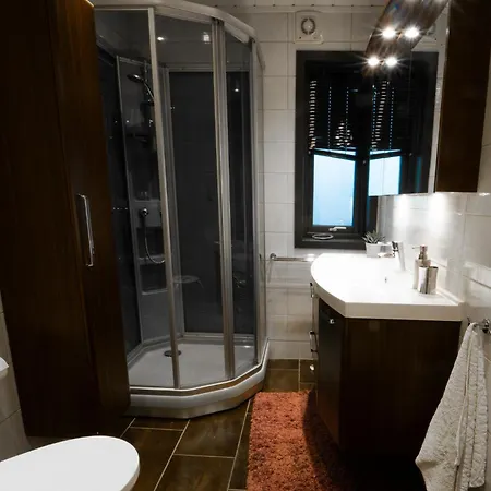 Holiday home Gabbrovegen 52