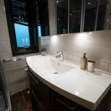 Feriehus Gabbrovegen 52 *